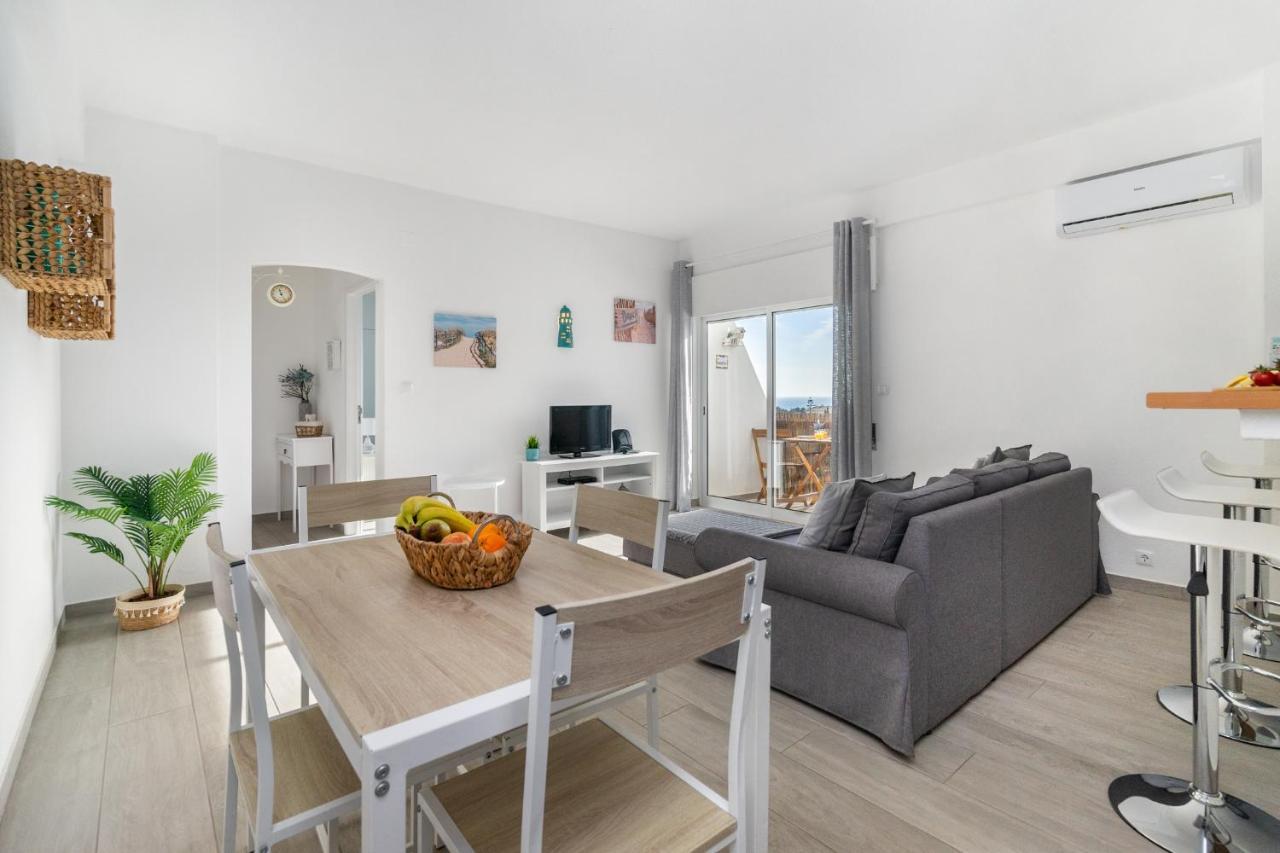 Apartamento Cor Do Mar - Sunny, Clean And Spacious Apartment With Sea View, In Alvor - Very Close Walking Distance To The Beach And Alvor Village Buitenkant foto