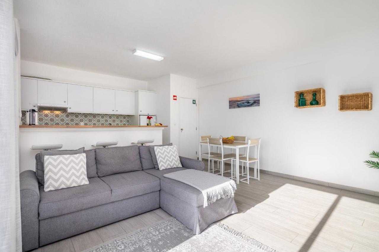 Apartamento Cor Do Mar - Sunny, Clean And Spacious Apartment With Sea View, In Alvor - Very Close Walking Distance To The Beach And Alvor Village Buitenkant foto